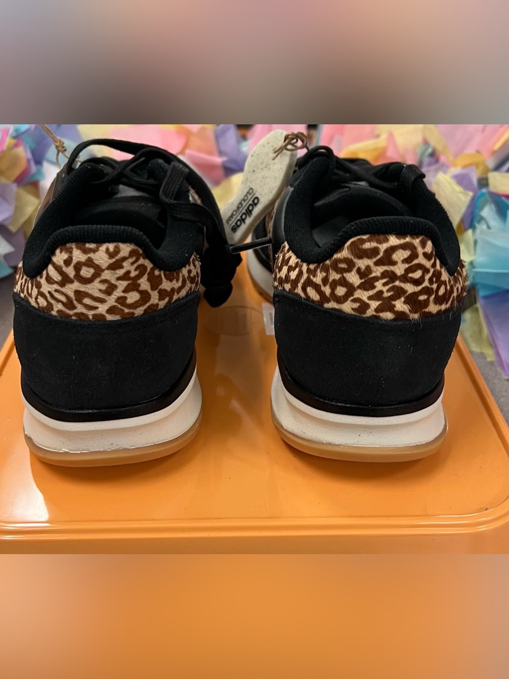 Adidas Women’s Sz 8.5 Run 70s 2.0 Black Leather Sneakers with Leopard Stripe - Picture 8 of 11